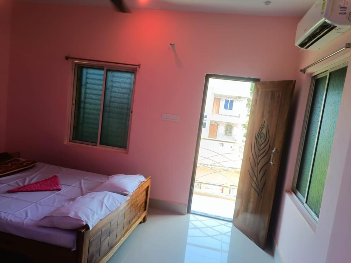 Hotel Dream Light ! Puri Buitenkant foto